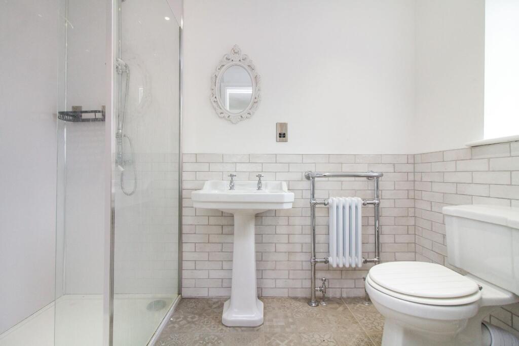 En-suite shower room