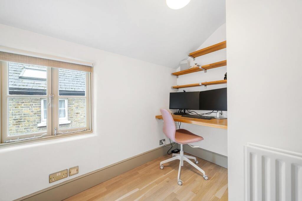 Bedroom 3.jpg