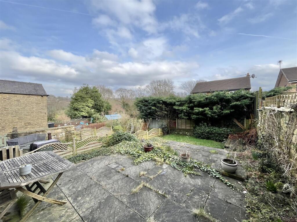 Gardens &amp; Parking