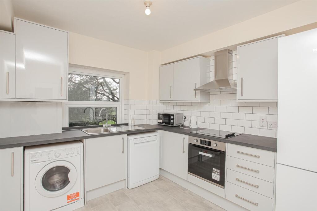 Kitchen.jpg