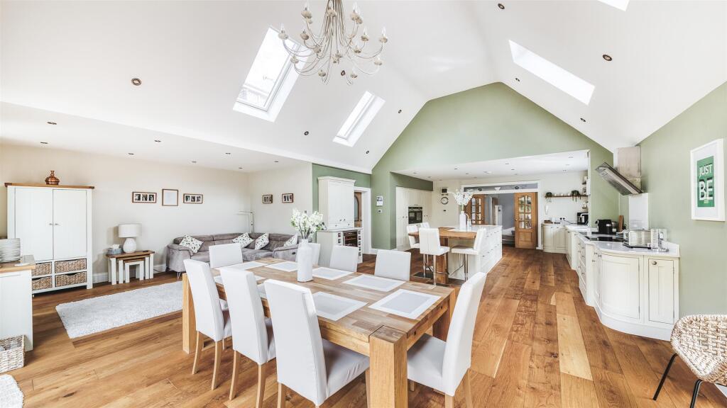 Living Kitchen/Dining/Snug