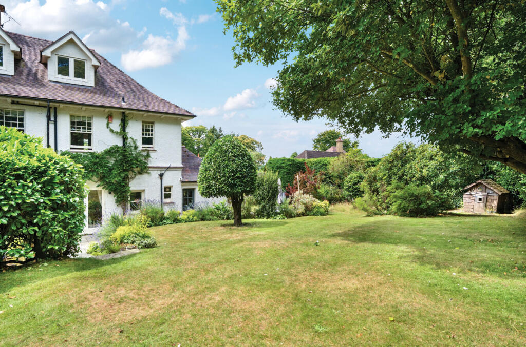 1321069-4-686bc86...