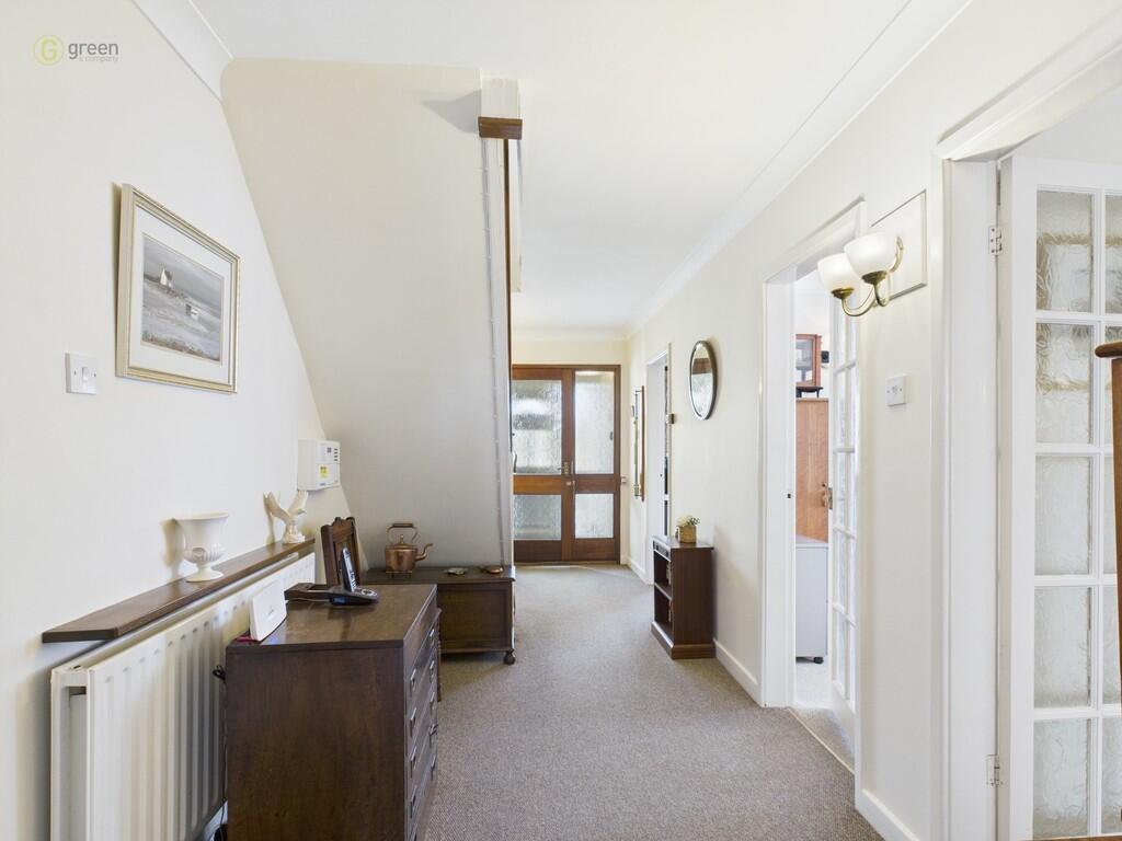 CAM03830G0-PR0137...