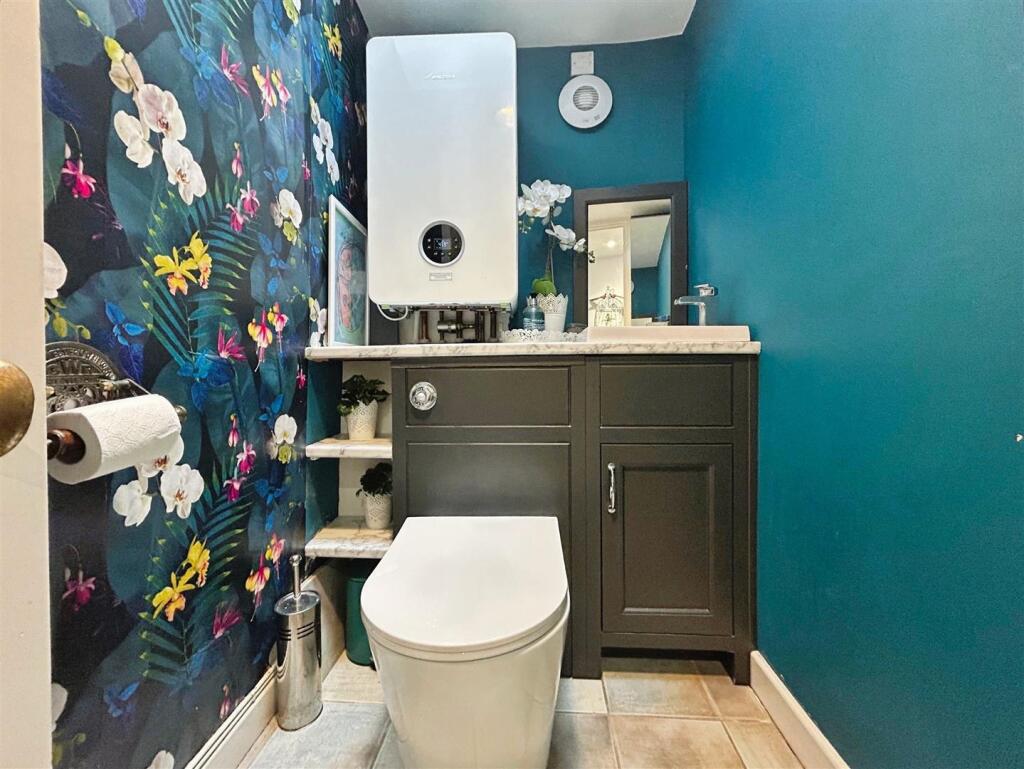 84680ce2-4-45E9-8DF0-0903722B9B0E-1493-000001048DA