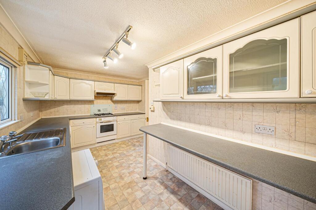 KITCHEN BREAKFAST.jpg