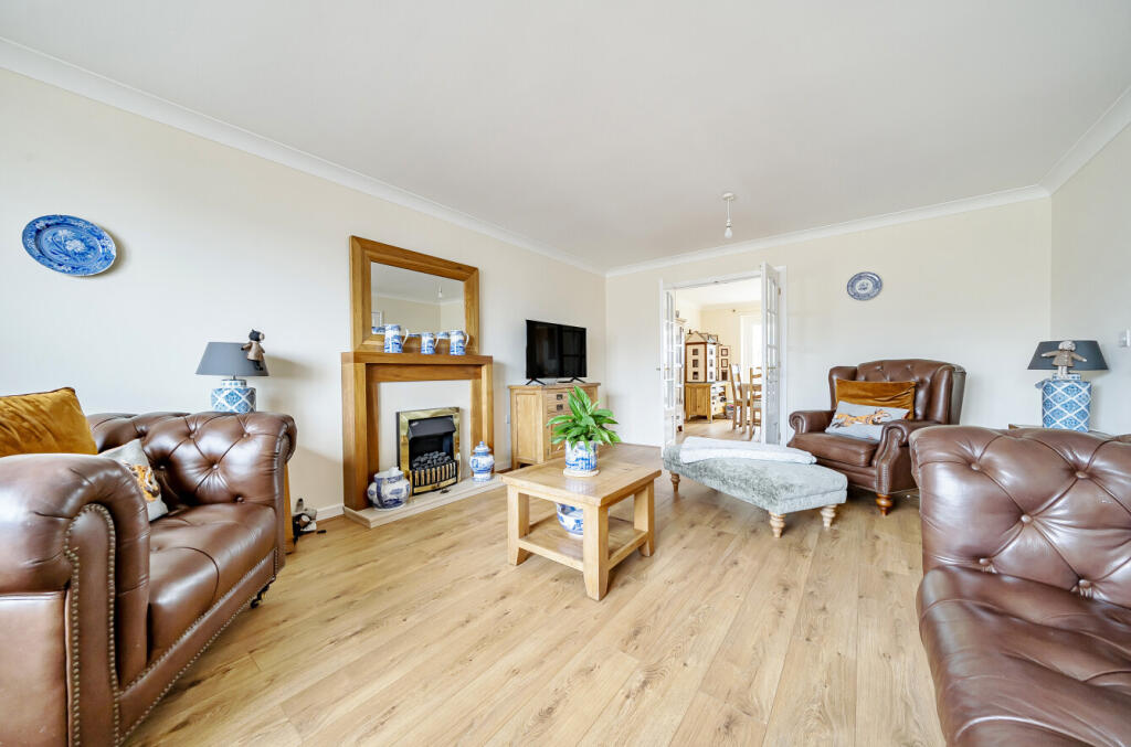 1364598-9-68e67f3...