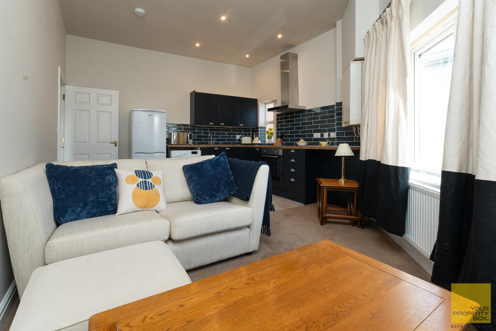 0016Flat 3 50 George Street