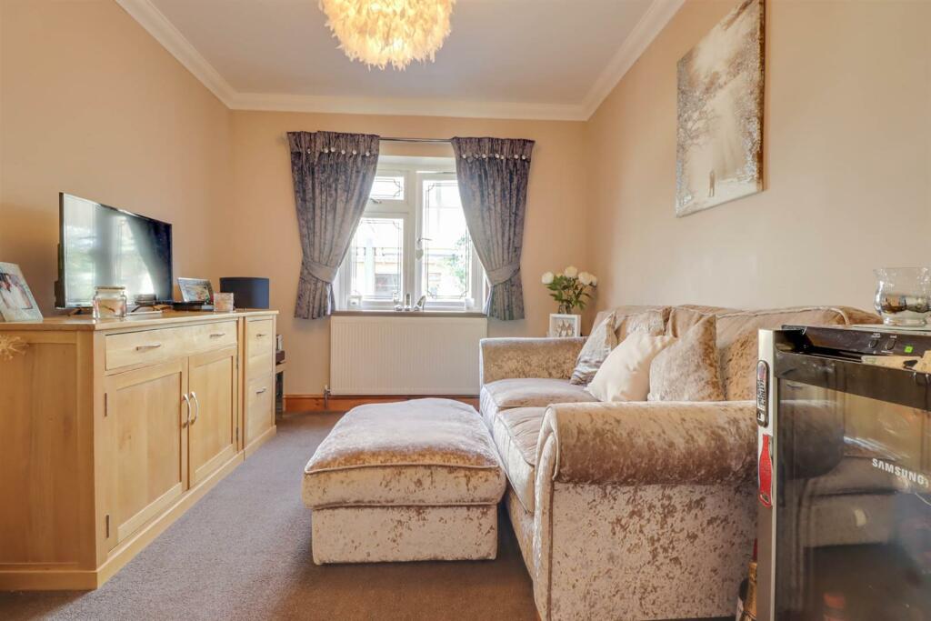 71 ATHELSTAN GARDENS-18.jpg