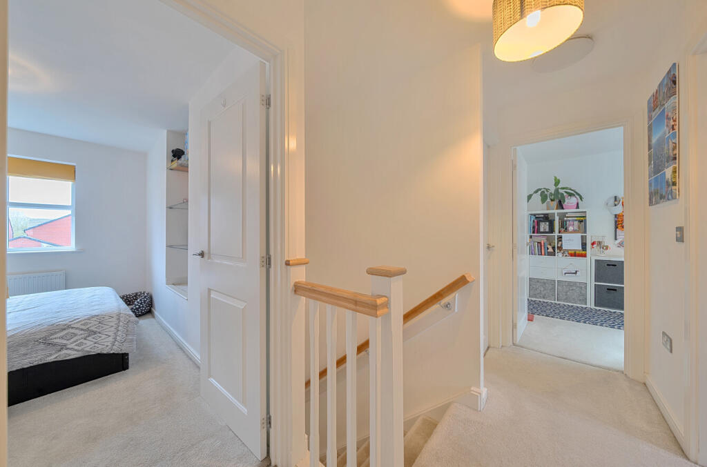 1383614-16-692470...