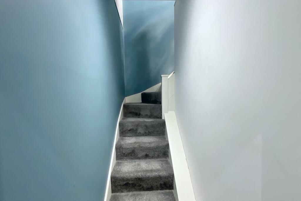 STAIRS TO OCCASIONAL