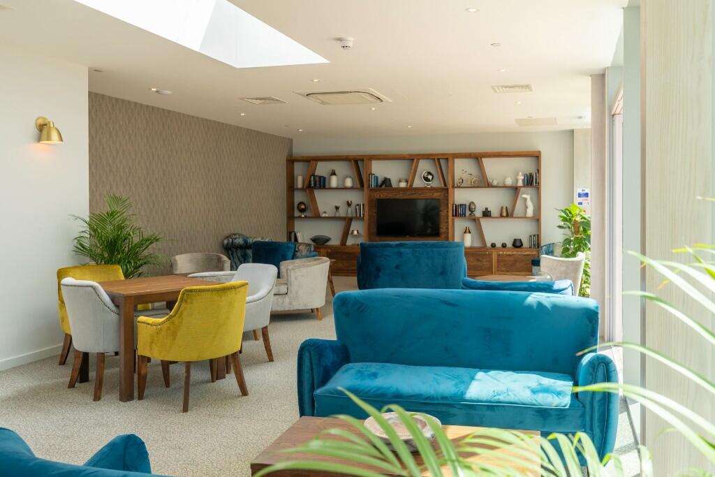 Communal Lounge 