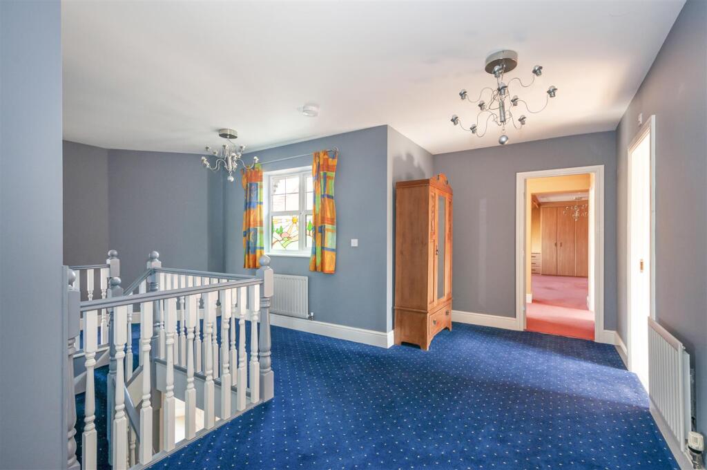 8 Chapel Close19.jpg