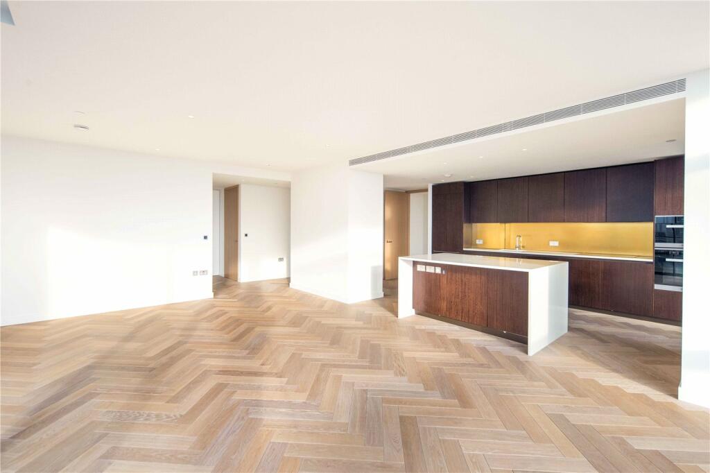 Living Room/Kitchen
