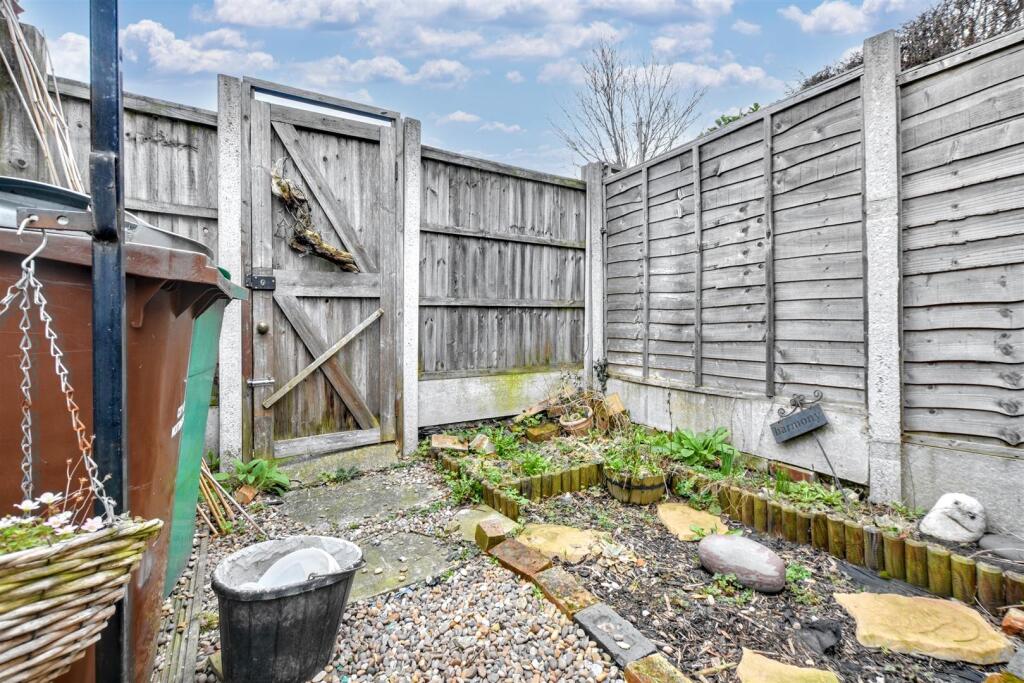 Garden_1.jpeg