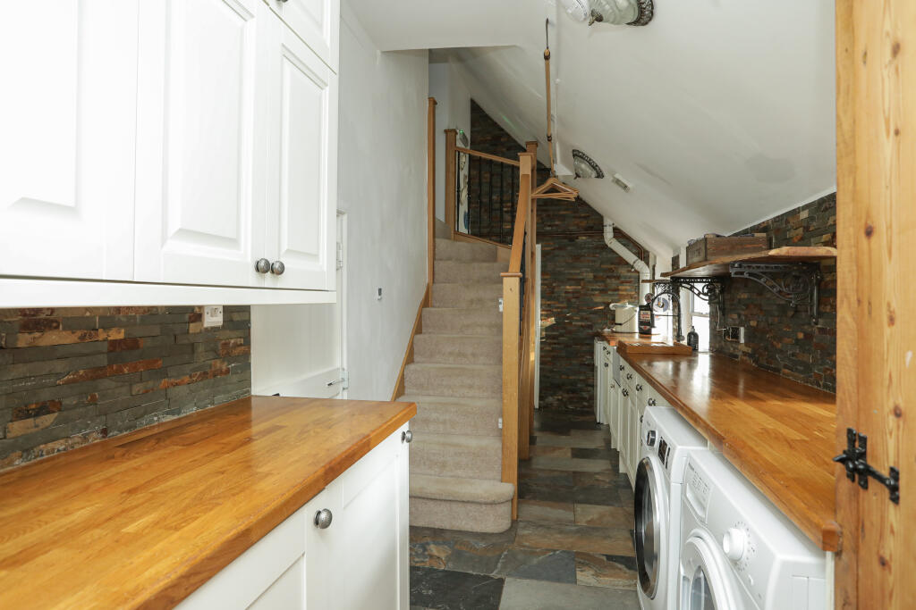 general Hall Cottage