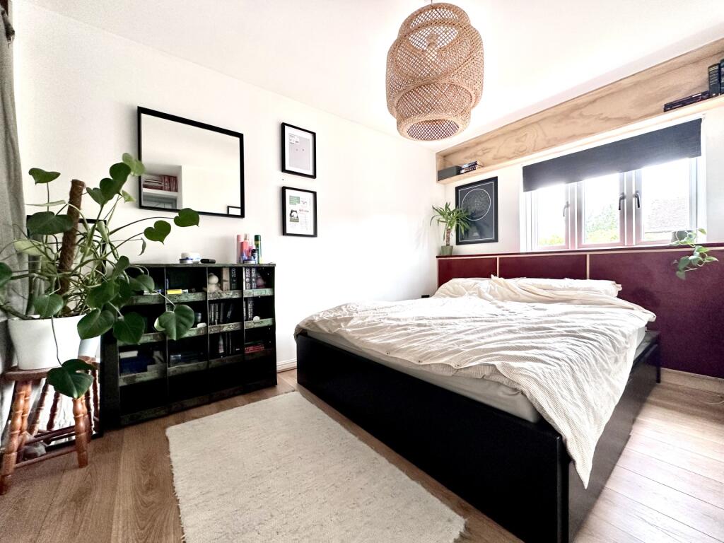 Bed 1