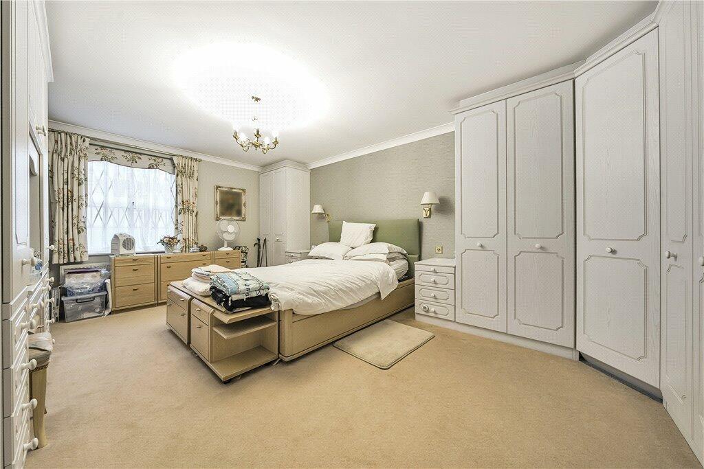 Davidson Frost-Wellings, DFW, Lancaster House, Bed