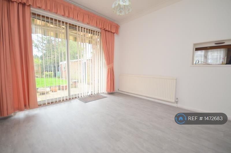 Dinning Room With Access To Garden