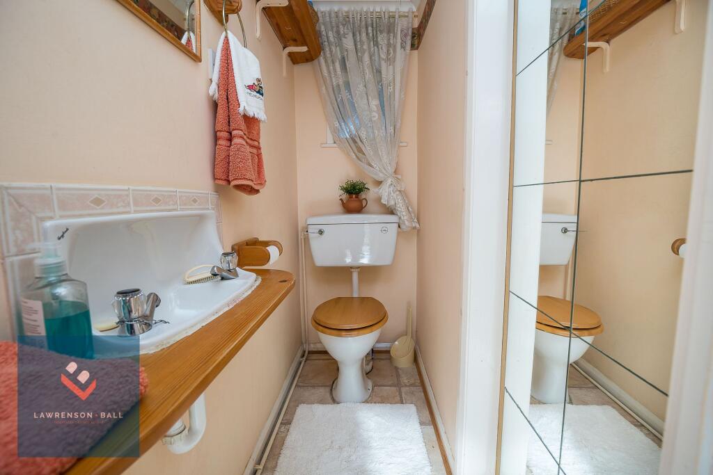 Ground Floor WC