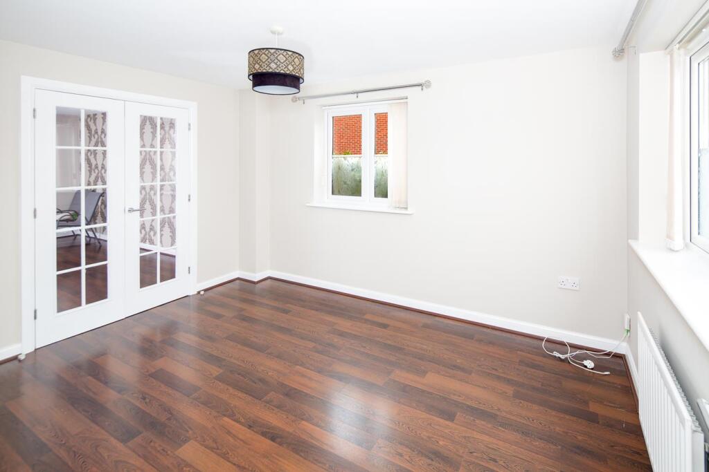 04-dining room.jpg