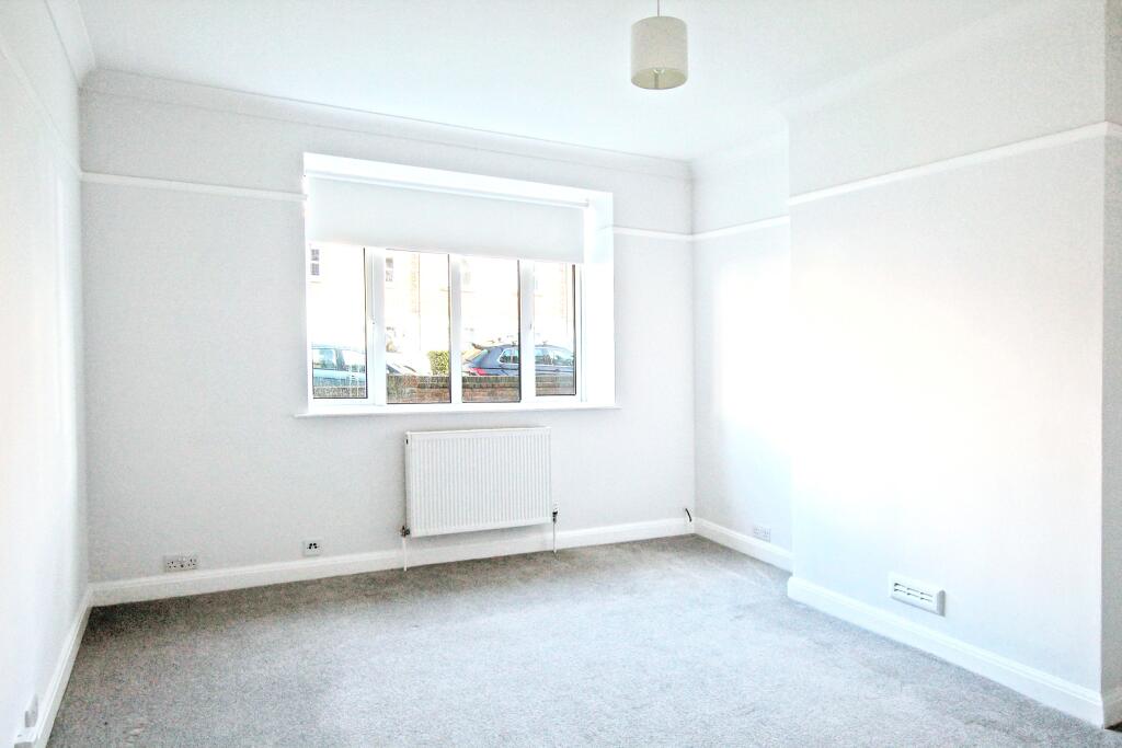 2.lounge.jpg