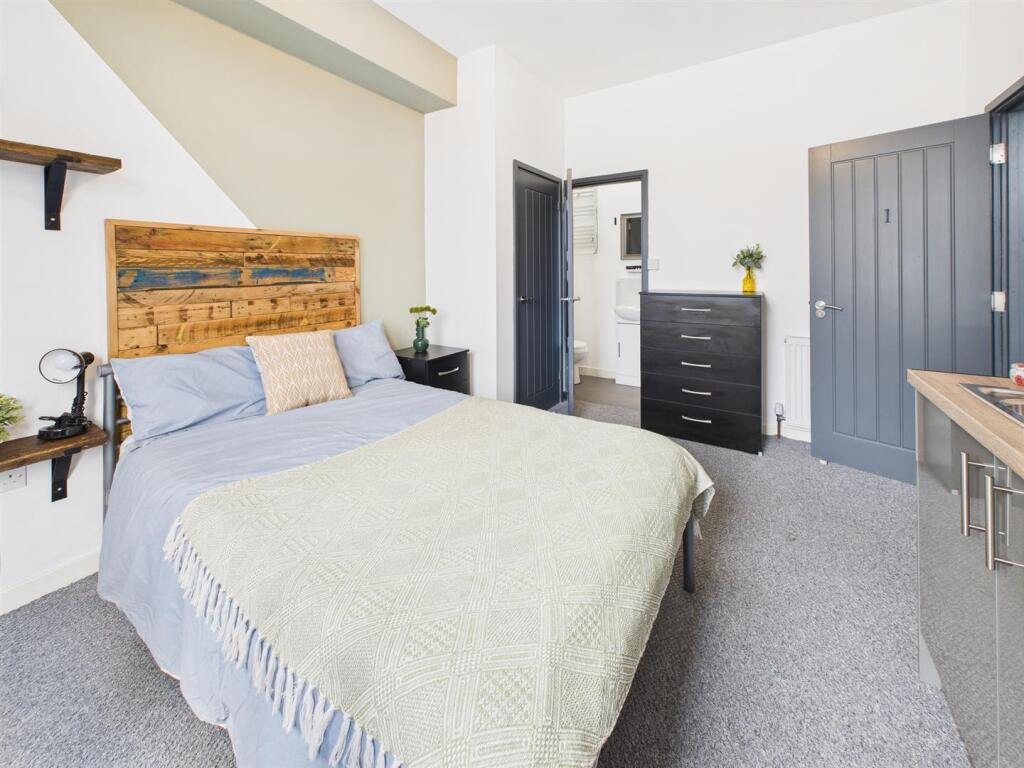 Room 1