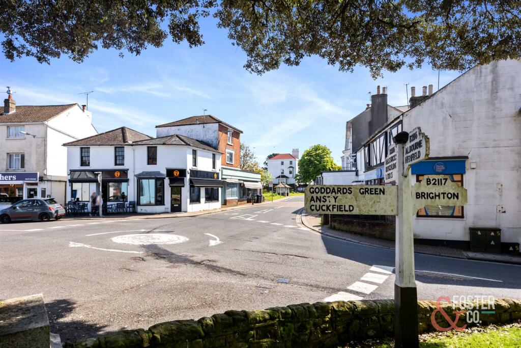 Brighton Road - The Cottage-023.jpg