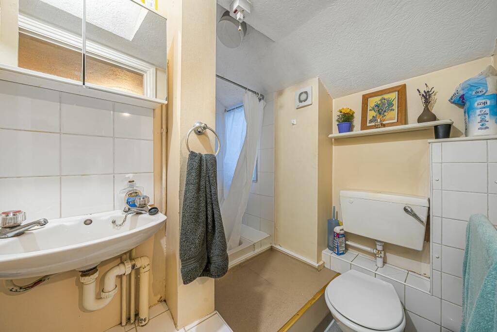 Flat 3 5 West Street