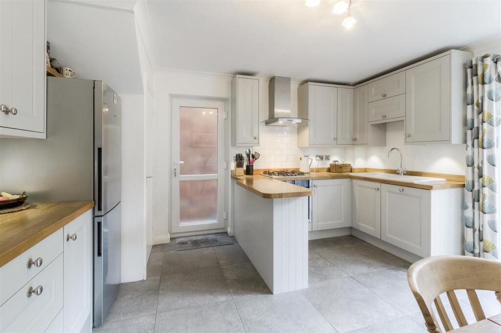 Kitchen/Breakfast Room