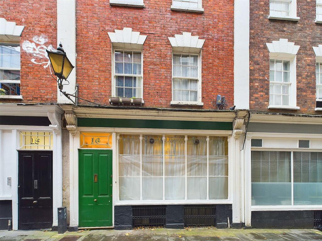 2 - John Street Bristol City Crentre 6-Bed HMO.jpg