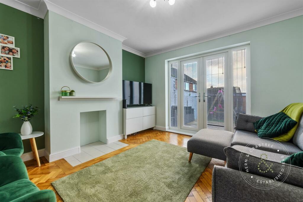 Elgar- Crescent-16.jpg