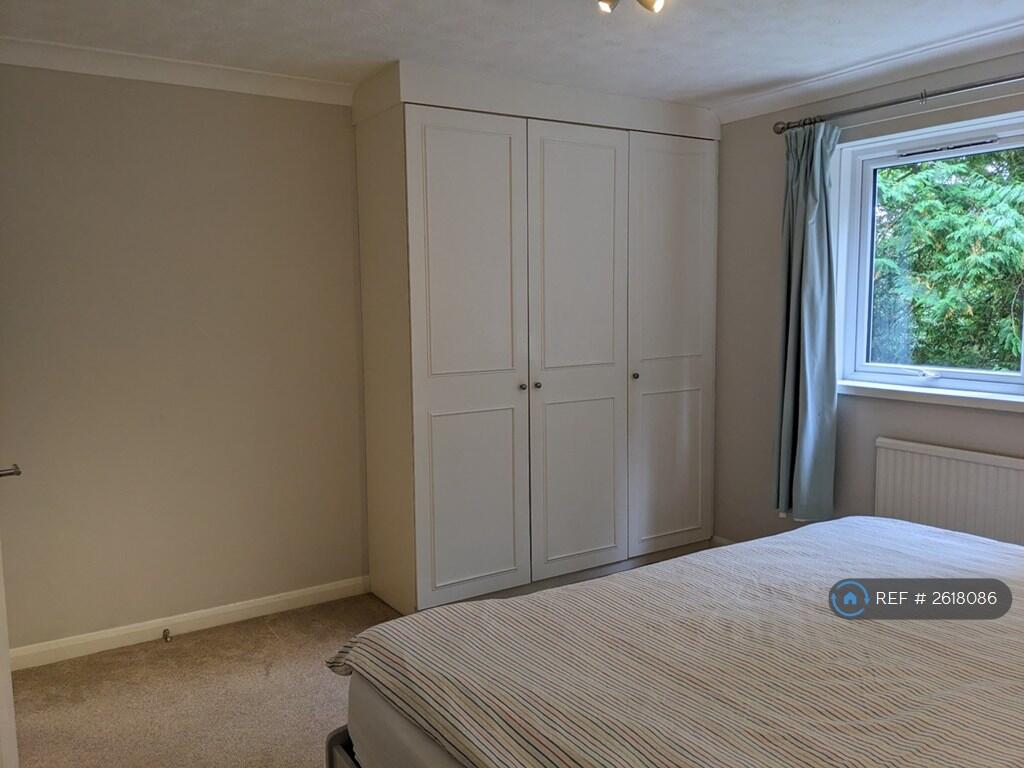 Main Bedroom - Storage