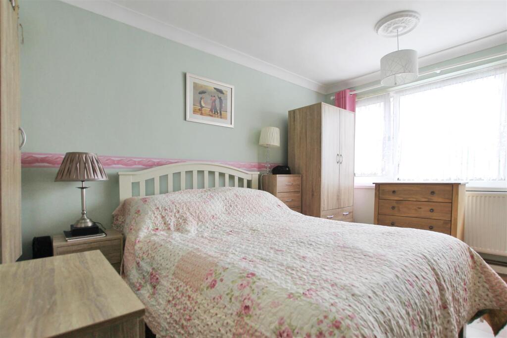 9017363-102844-133845375970125907-799510a1-5355-d4