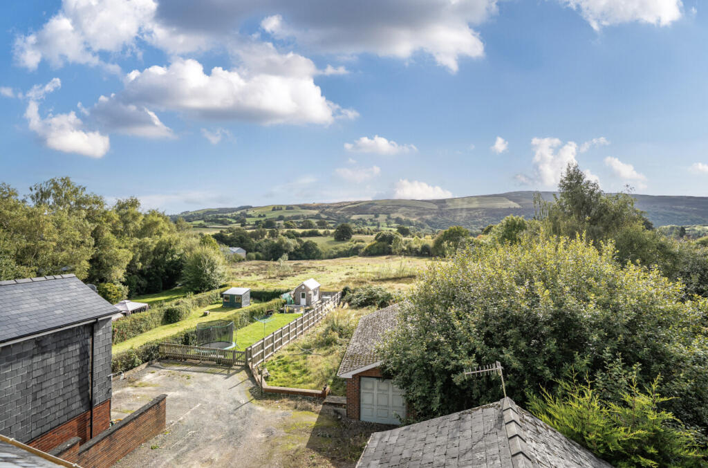 1358881-6-68d579b...