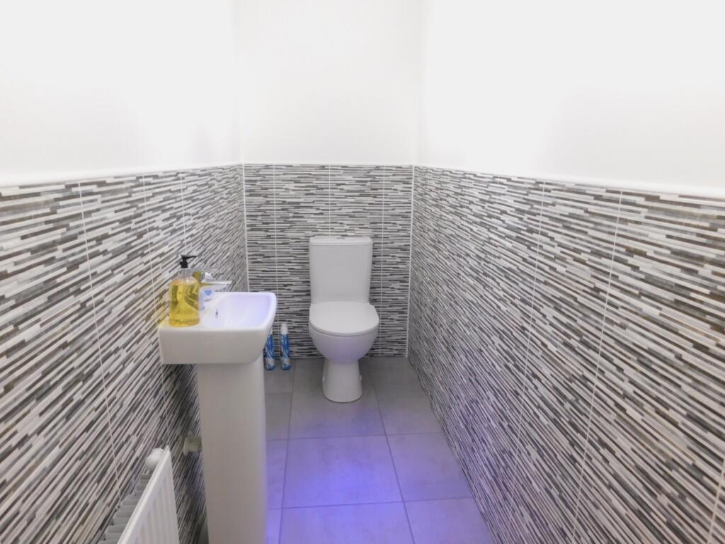 CLOAKROOM WC