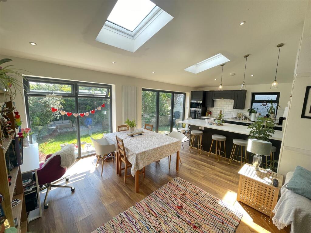 Photo 10-05-2025, 12 14 00.jpg