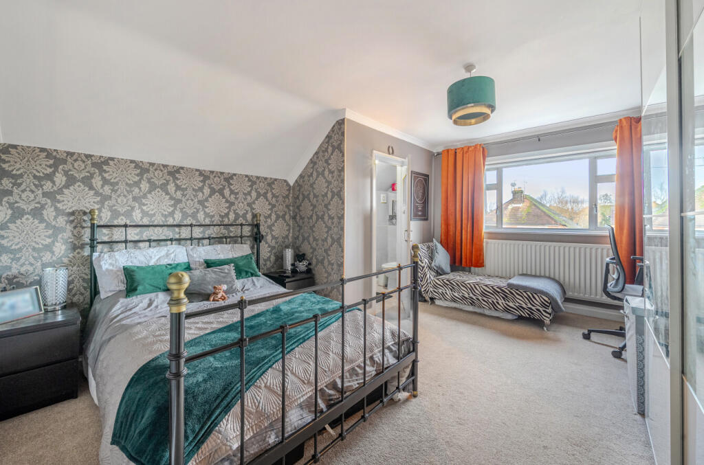 1387099-1-6932b01...