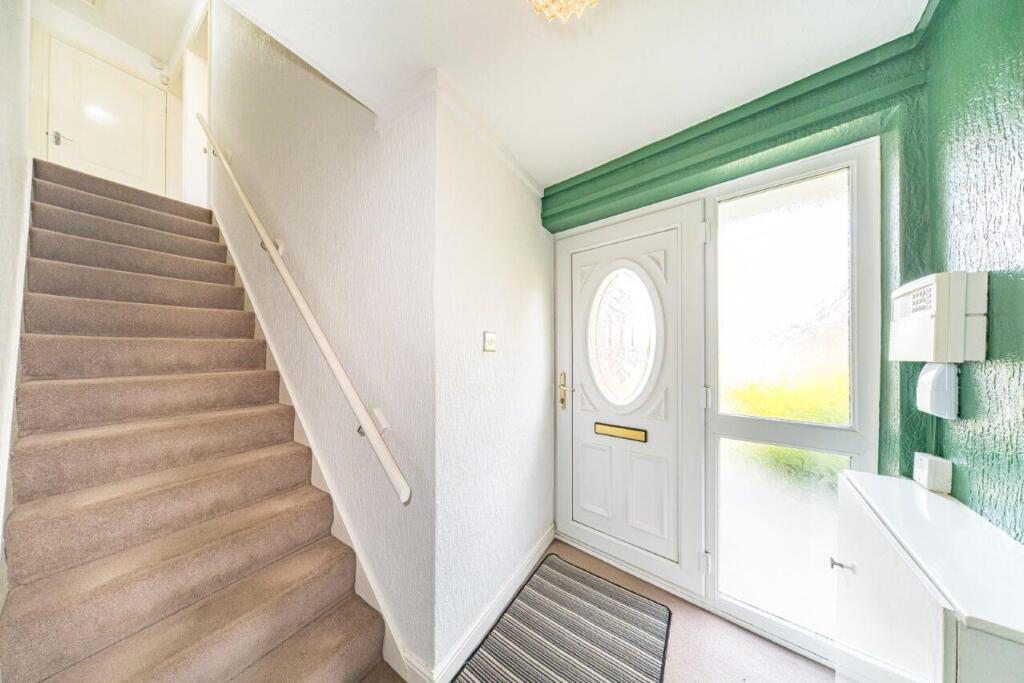 38 Egerton Road entrance.jpg