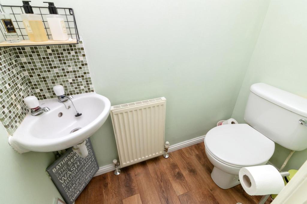 Downstairs Cloakroom