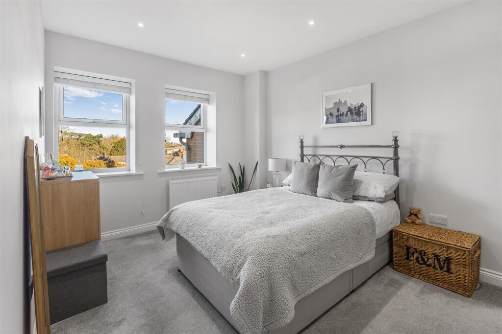 Flat 8, 30 Crouch Street, Banbury-15.jpg