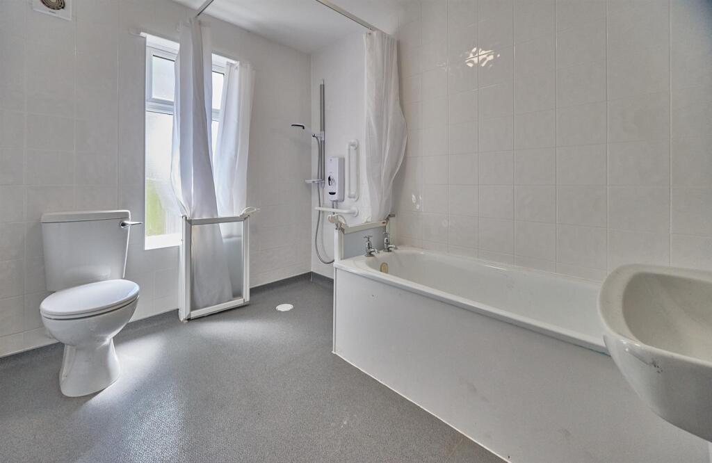 BATHROOM TO REAR