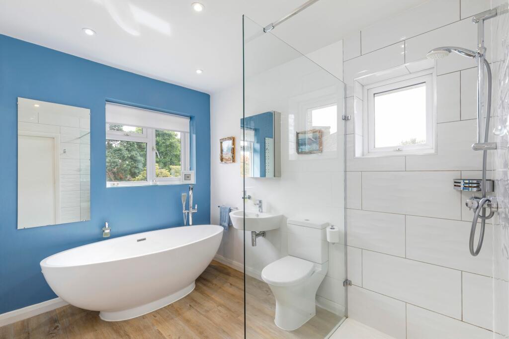 Family bathroom