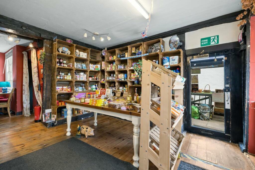 SHOP