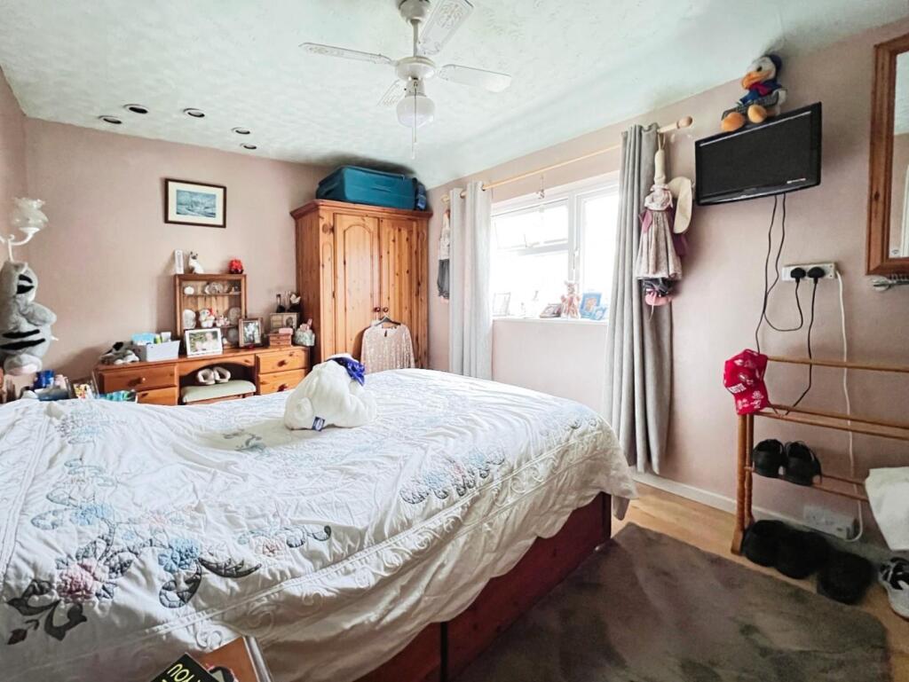 60c1ce20-image_picker_740011C6-F929-487B-BB8C-D08A