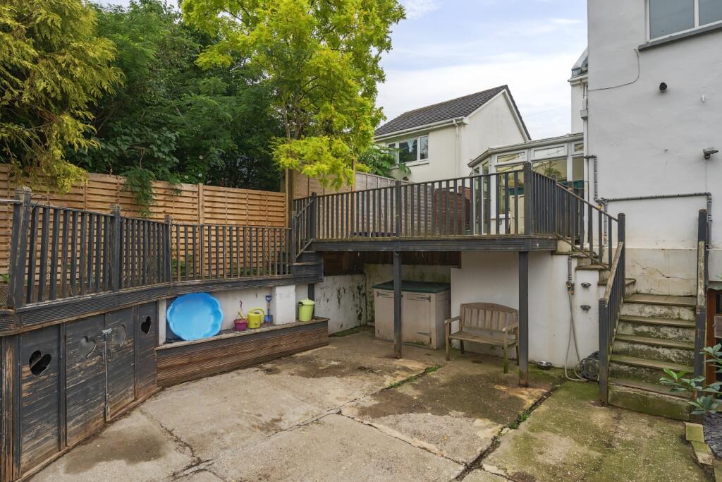 1309964-4-68625635dd893