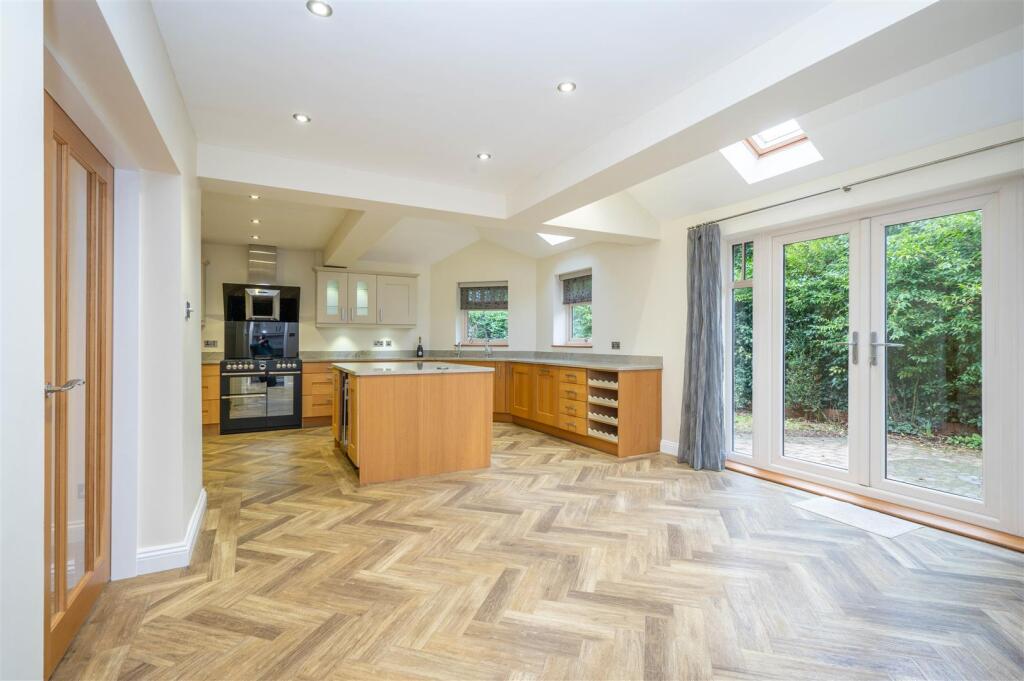 Kitchen Diner