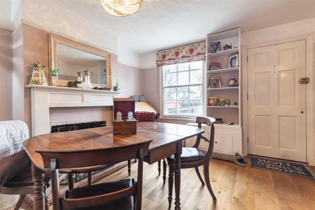 174 High Road  (2).jpg