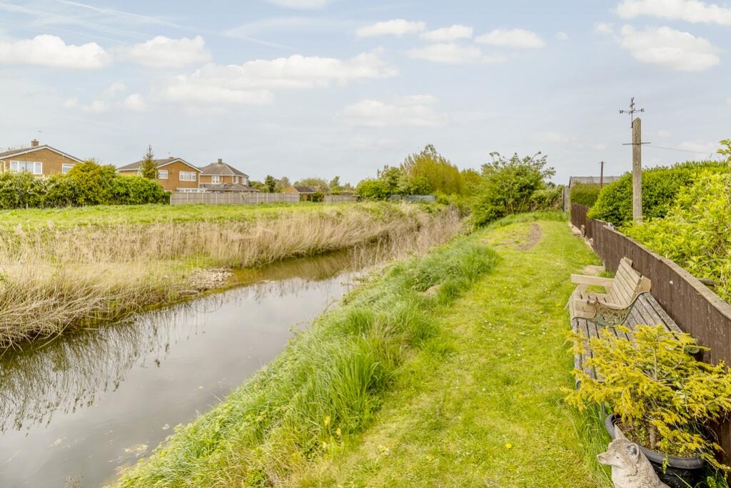51 Hessle Drive (Boston)-14