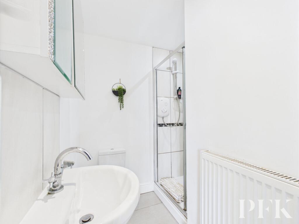 Ensuite Shower Room
