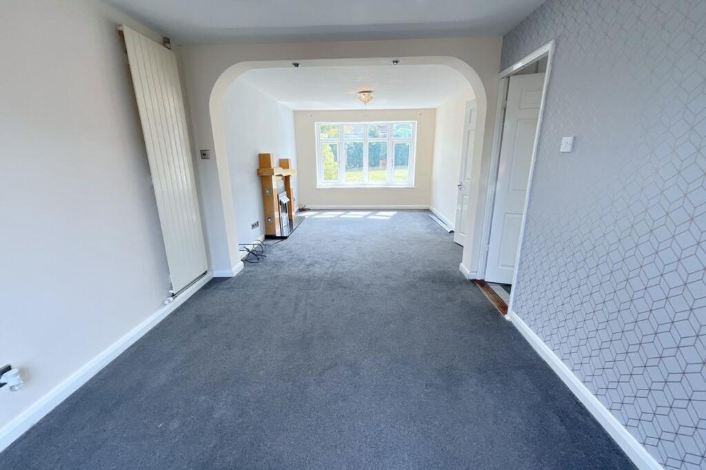 living/dining room